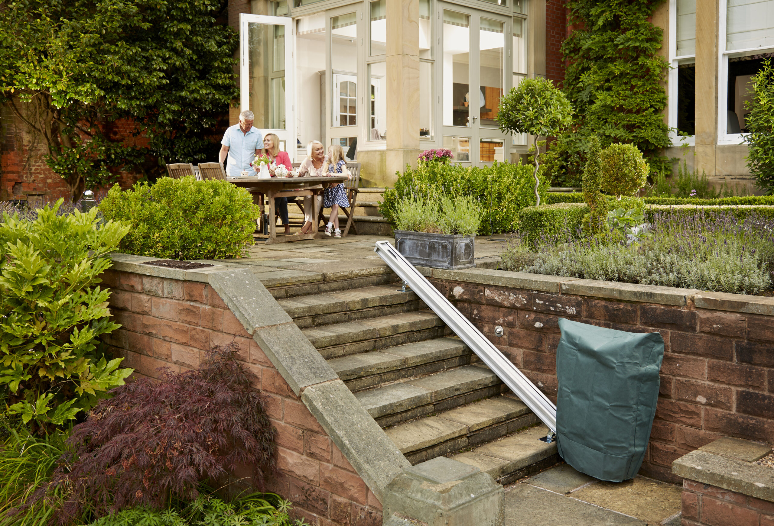 Installation monte-escalier droit Aude